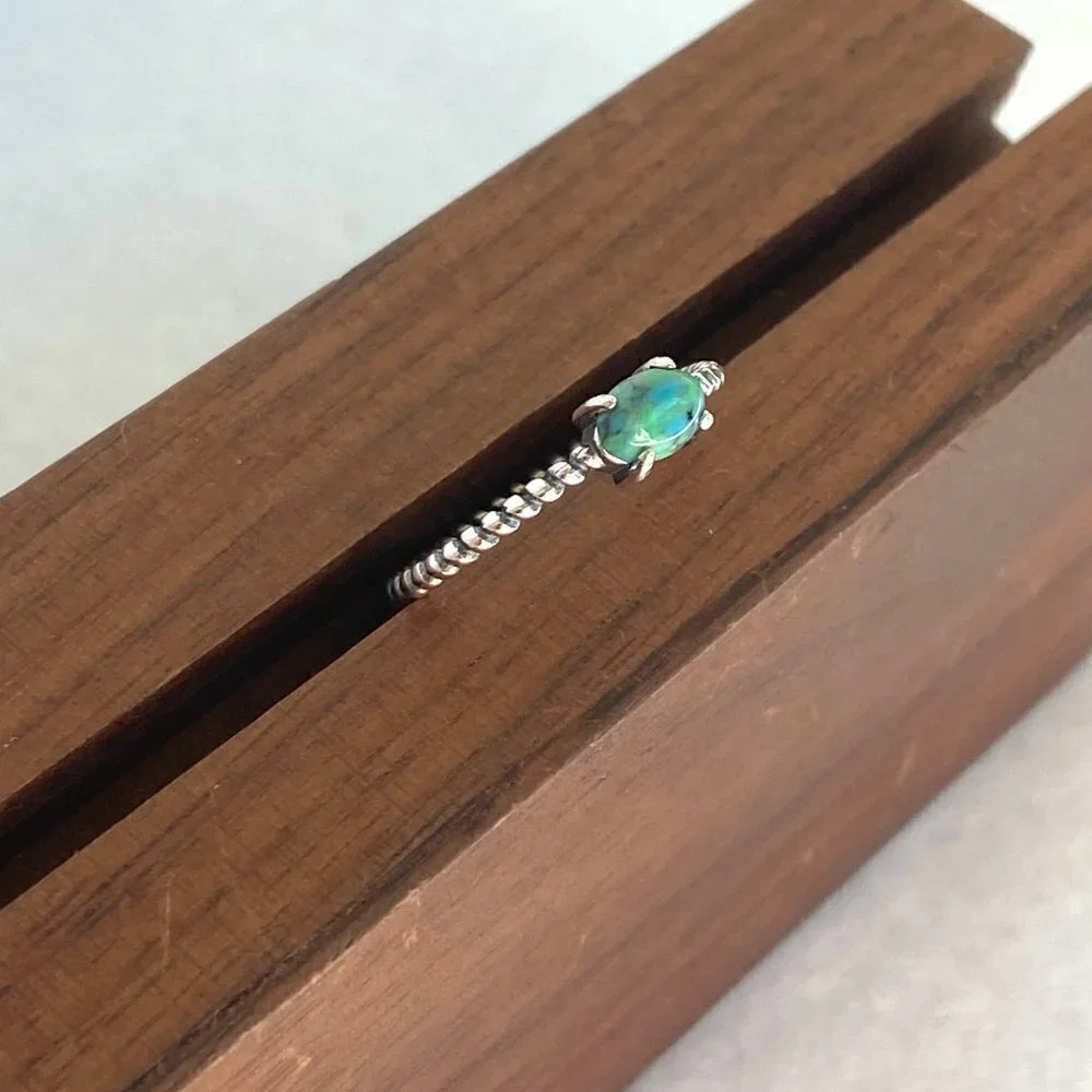 Sterling Silver 925 Minimalist Prong Set Turquoise Twisted Rope Band Ring Sz 8